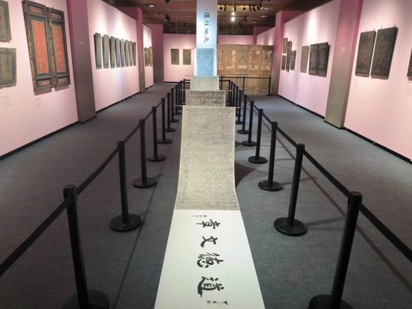 展览作品：《道德文章》。91热亚洲精品在线国产供图